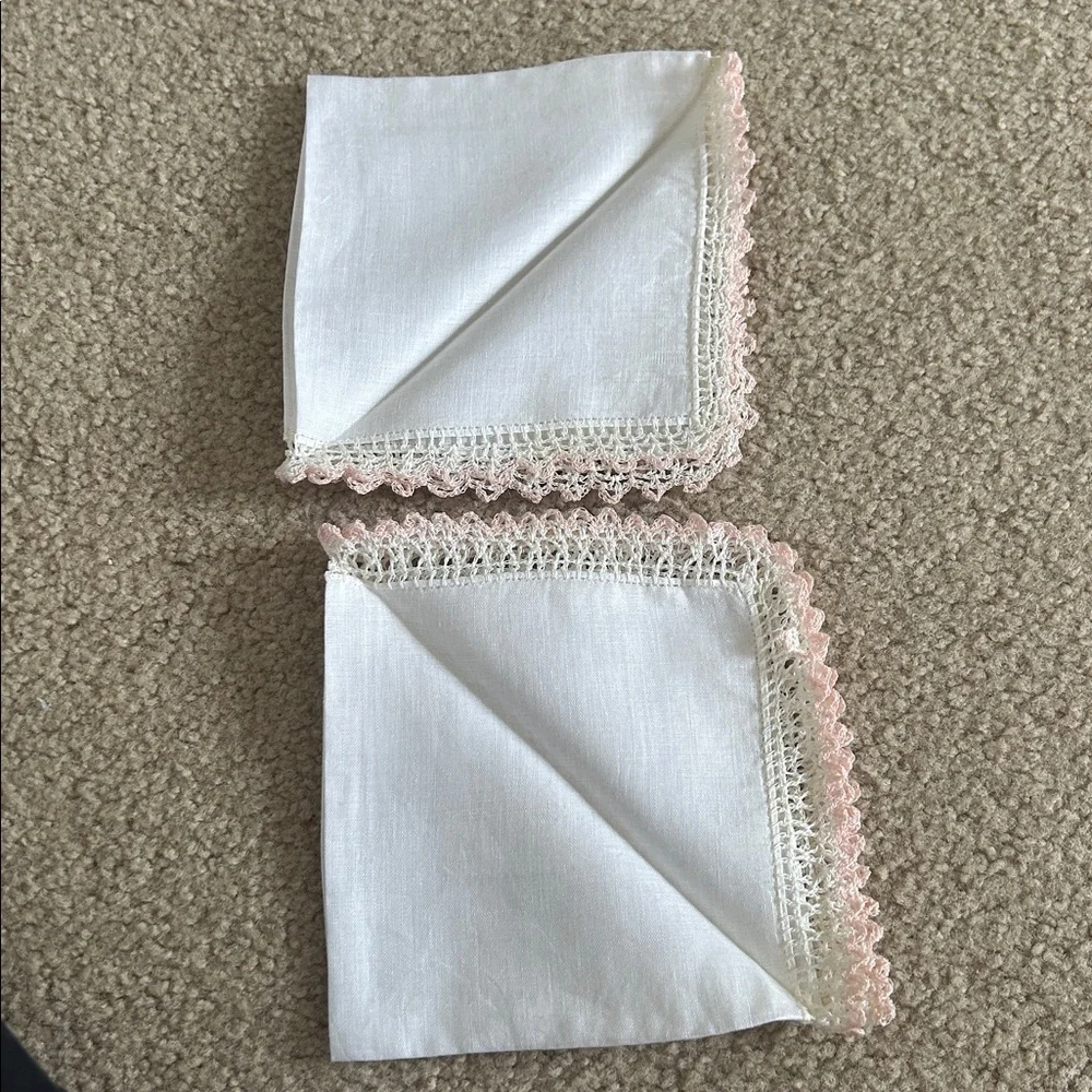 Vintage White Linen  Cocktail Napkins /Handkerchiefs with Pink Crochet Trim